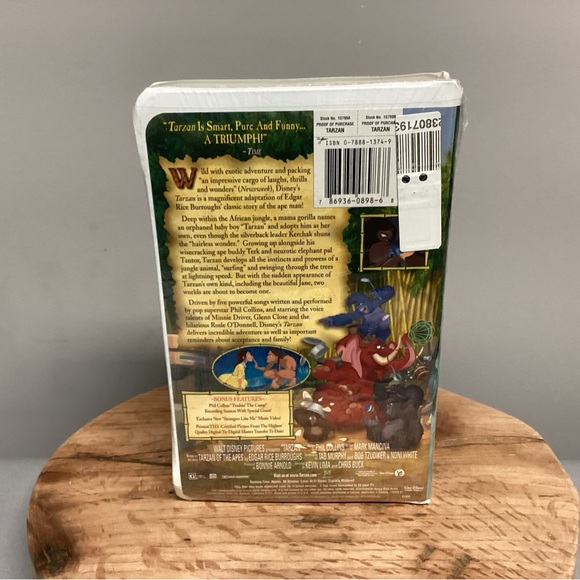 Walt Disney - Sealed / New - Tarzan - Vintage - Collectible - VHS Tape Version - Picture 3 of 9